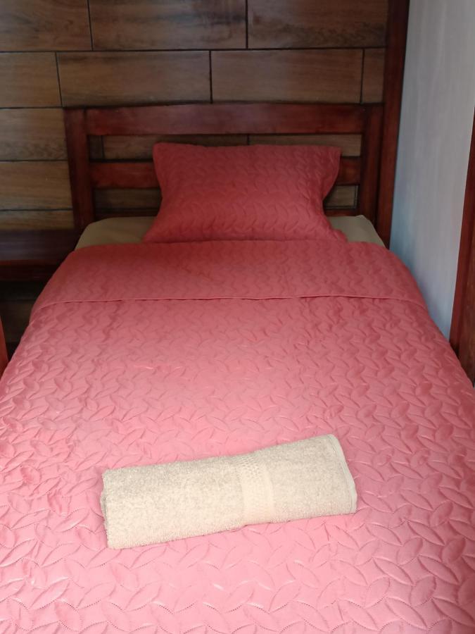 Budget Hostel Guatemala Exterior photo